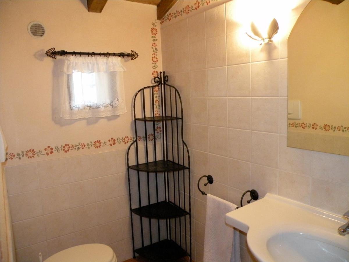 Agriturismo Corte Bebbi Bibbiano  Luaran gambar