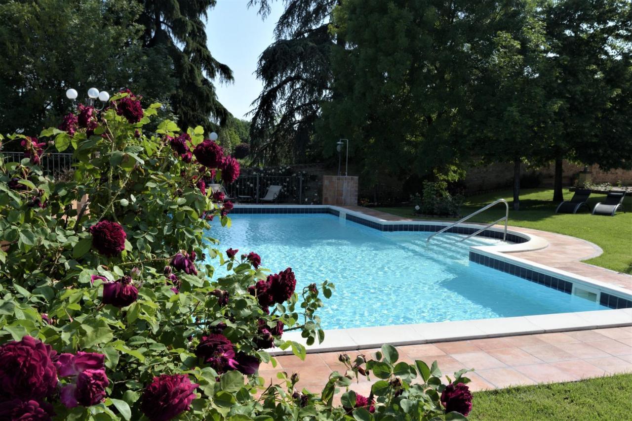 Agriturismo Corte Bebbi Bibbiano  Luaran gambar